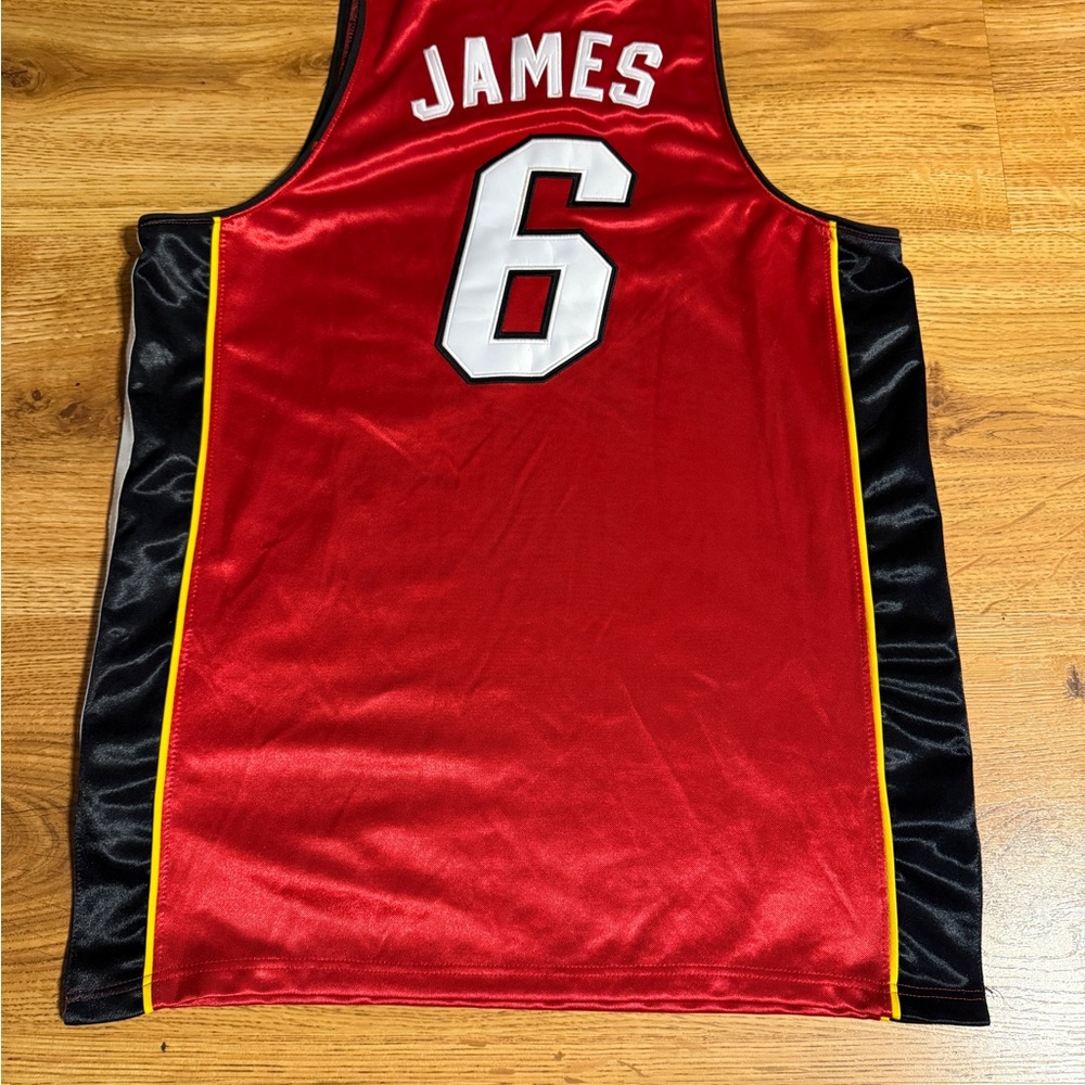 NBA Adidas Miami Heat LeBron James #6 Red Sleeveless Basketball Jersey Size 48